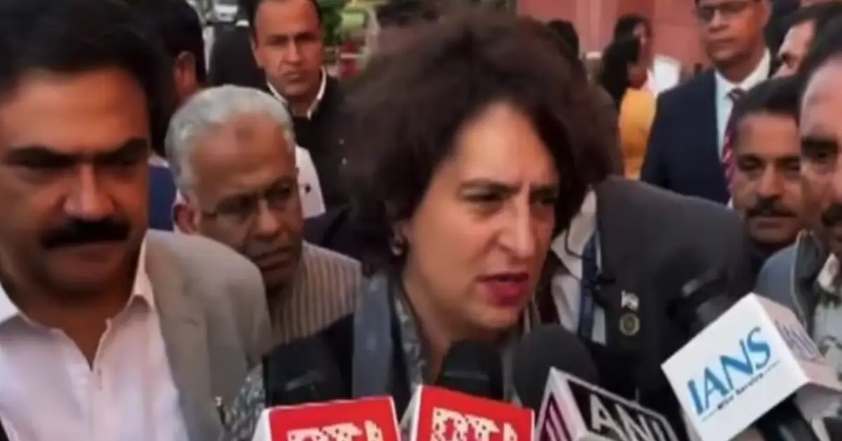 വയനാടിന് 2221 കോടിയുടെ പാക്കേജ് വേണം; പ്രിയങ്കയും എംപിമാരും അമിത് ഷായെ കണ്ടു