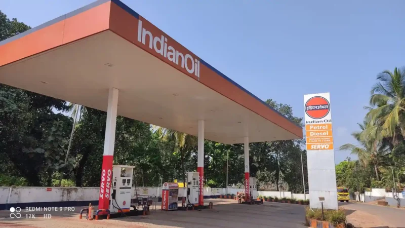 പെട്രോൾ പമ്പുകളിലെ ടോയ്‌ലറ്റുകൾ പൊതുജനങ്ങൾ ഉപയോഗിക്കാൻ പാടില്ല: ഹൈക്കോടതി