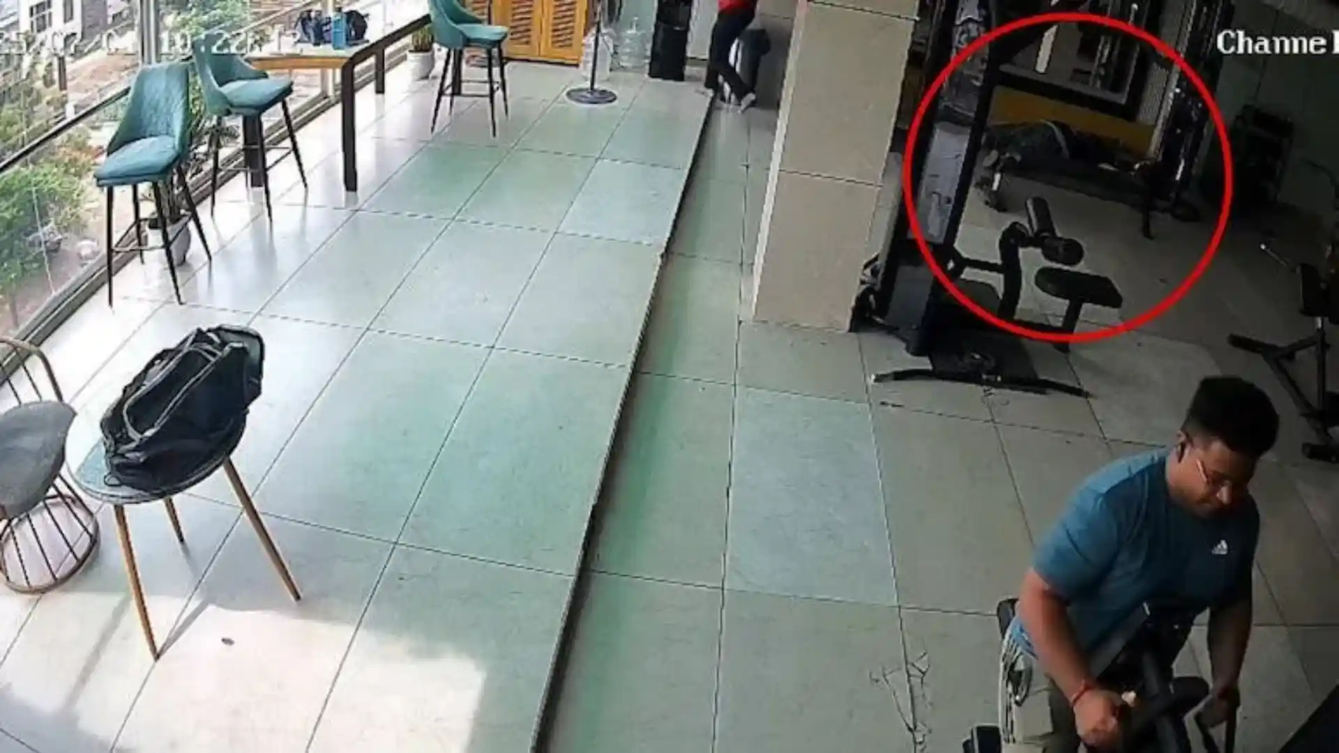 ജിമ്മിൽ വ്യായാമത്തിനിടെ 35 വയസ്സുള്ള യുവ ബിസിനസുകാരൻ കുഴഞ്ഞുവീണു മരിച്ചു.