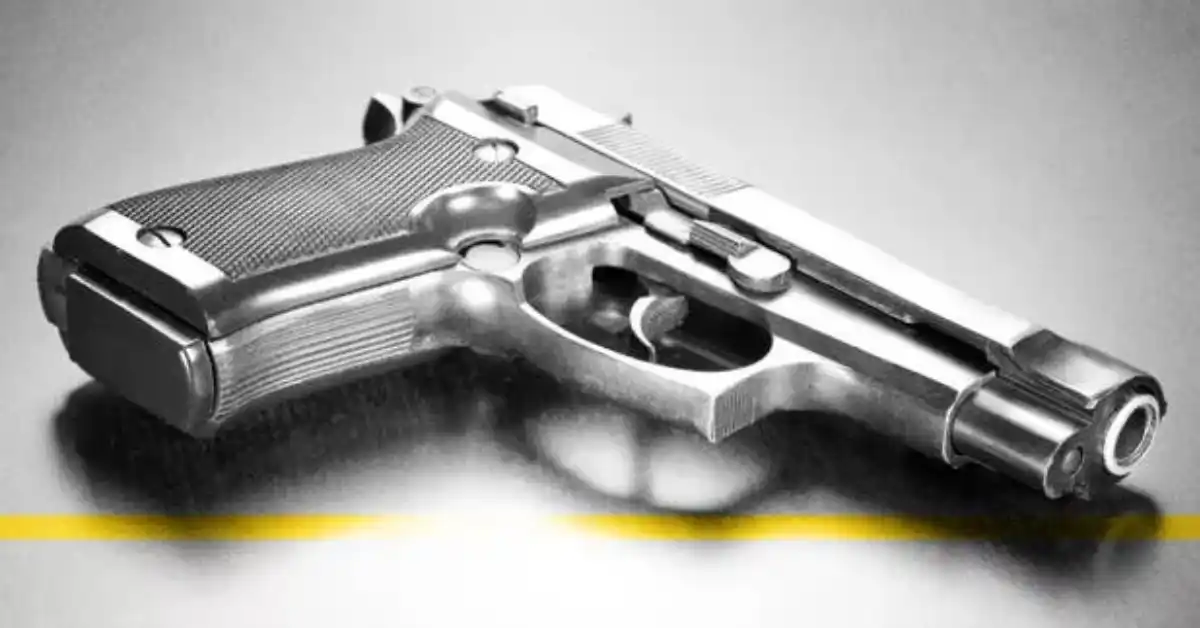 തിരുവനന്തപുരം അന്താരാഷ്ട്ര വിമാനത്താവളത്തിൽ കനത്ത സുരക്ഷാ വീഴ്ച: ബാഗേജിൽ നിന്ന് തോക്ക് കണ്ടെത്തിയിട്ടും യാത്രക്കാരന് യാത്ര ചെയ്യാൻ അനുമതി.